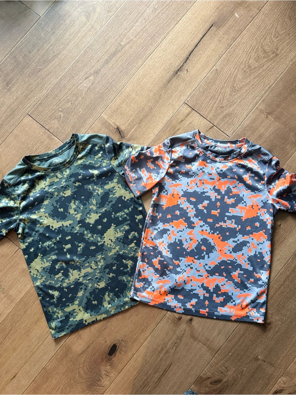 Athletic Works Boys' Short Sleeve Digital Camo Tees - Green & Orange